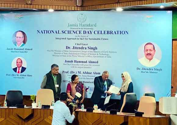 शिक्षा के क्षेत्र में बालिकाओं की उपस्थिति और उपलब्धि गौरवपूर्ण: डा0 नवाज देवबंदी