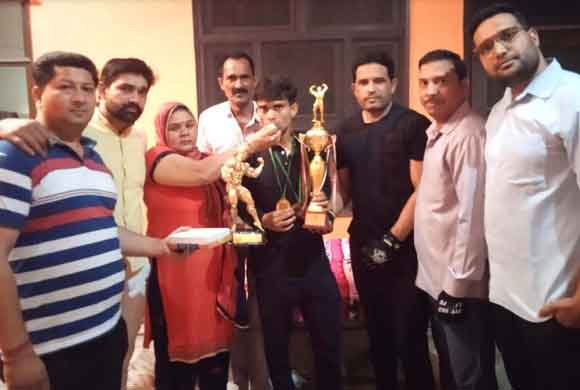 उत्तराखंड में हुई अंतरराज्जीय बॉडी बिल्डिंग प्रतियोगिता का आयोजन