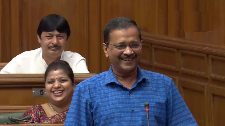अरविंद केजरीवाल का BJP पर तंज… दुनिया की सबसे बड़ी पार्टी, फिर भी डर ग‌ए