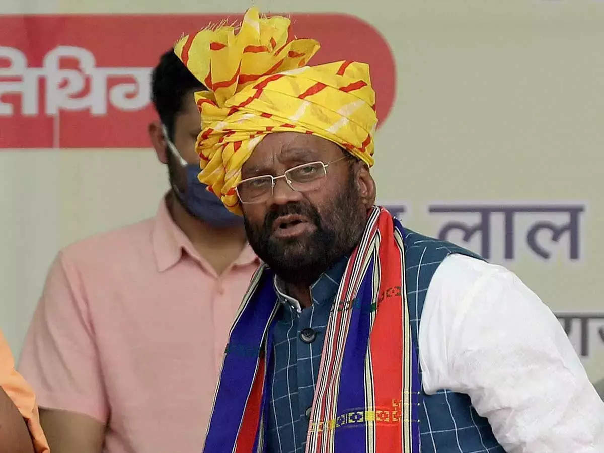 स्वामी प्रसाद मौर्य बोले- 304 सीट पर जीतने वाली सपा पीछे और 99 सीट जीतने वाली भाजपा कैसे हो गई आगे