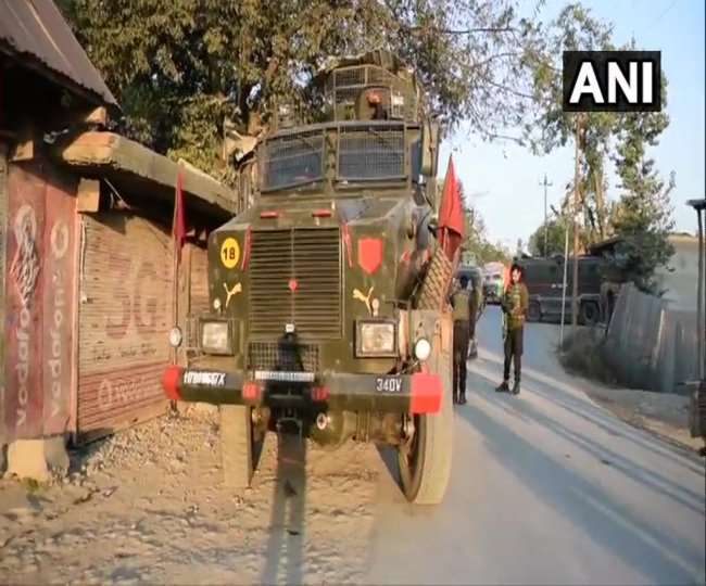 Shopian Encounter : शोपियां तुर्कवागाम मुठभेड़ में सुरक्षाबलों ने एक आतंकी मारा, ऑपरेशन जारी