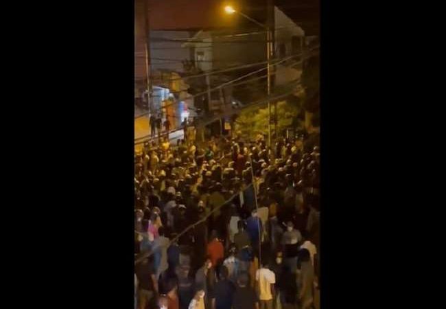 श्रीलंका में बेकाबू हुई महंगाई के विरोध में राष्ट्रपति आवास के बाहर हिंसक प्रदर्शन, पत्रकारों समेत दस से ज्यादा लोग घायल, कई इलाकों में कर्फ्यू