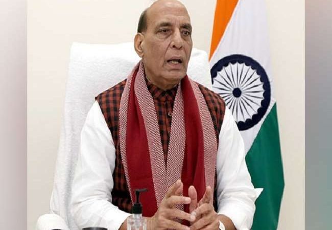 राजनाथ सिंह रक्षा उपकरणों के स्वदेशीकरण की तीसरी सूची आज करेंगे जारी, पांच वर्षों में करोड़ों के आर्डर दिए जाने की संभावना