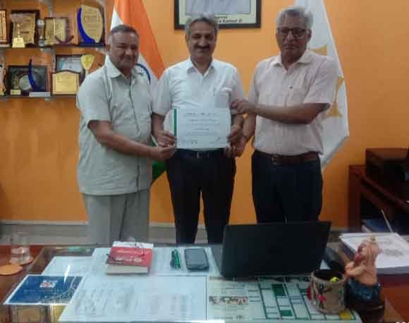 शोभित विश्विद्यालय गंगोह को शिक्षा के क्षेत्र में सम्मान