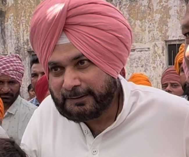 नवजोत सिंह सिद्धू को सेलिब्रिटी का चोला उतारना नहीं आया रास, प्रदेश प्रधान की भूमिका में रहे पूरी तरह फ्लाप