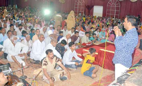 नाम चर्चा व भंडारा आयोजित कर मनाया 75वां स्थापना दिवस