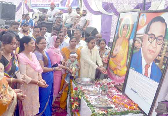 अम्बेडकर जयंती पर किया शिक्षित बनने का आह्वान