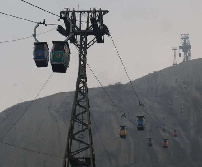 Deoghar Ropeway Accident: अबतक बचाए जा चुके 25 लोग, छह केबिन में फंसे 23 अन्‍य को निकालने का प्रयास जारी