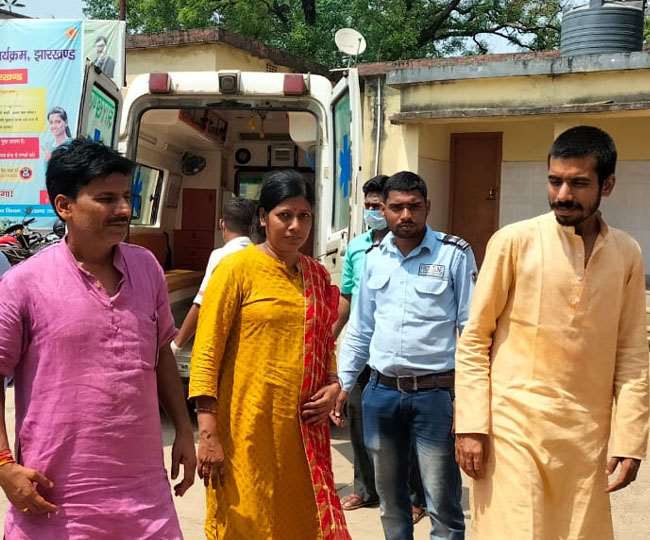 Deoghar Ropeway Accident: त्रिकुट पर्वत पर फंसे चार और लोग लाये गए सदर अस्‍पताल, घटना पर सीएम ने जताया दुख