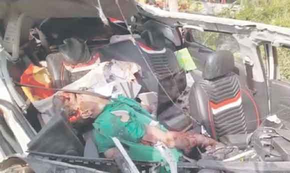रोडवेज बस व कार की भिड़ंत में चालक की मौत
