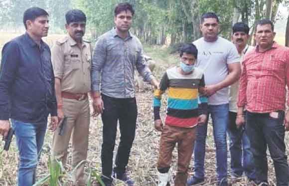 पुलिस मुठभेड़ 25 हजारी बदमाश पुलिस के हत्थे चढ़े