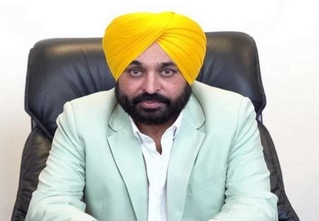 भगवंत मान सरकार ने एक माह पूरे होने पर दिया हर माह 300 यूनिट मु्फ्त बिजली, रिपोर्ट कार्ड भी किया पेश