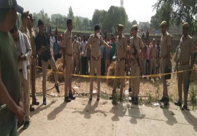प्रयागराज में बड़ी वारदात, एक ही परिवार के पांच लोगों की नृशंस हत्या कर दी गई
