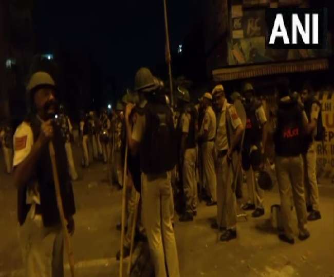 Jahangirpuri Violence: गृह मंत्री अमित शाह का निर्देश- जहांगीरपुरी हिंसा में शामिल लोगों के खि‍लाफ सख्त कार्रवाई करे दिल्‍ली पुलिस