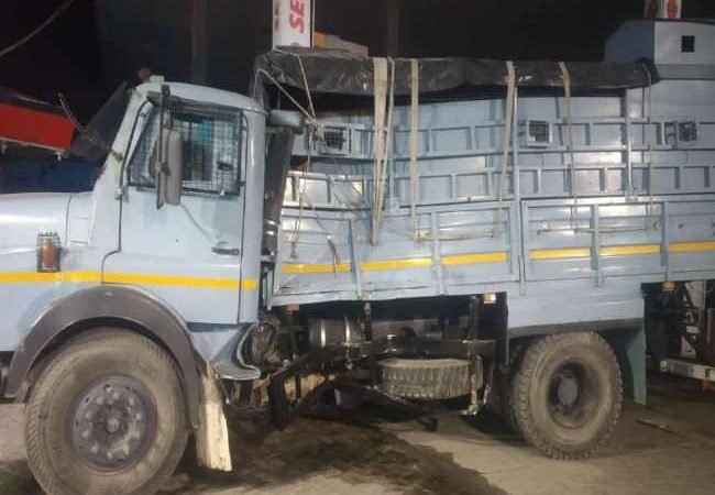 कश्मीर में 24 घंटों के भीतर सुरक्षाबलों पर दूसरा आतंकी हमला, कोई हताहत नहीं, सर्च ऑपरेशन जारी