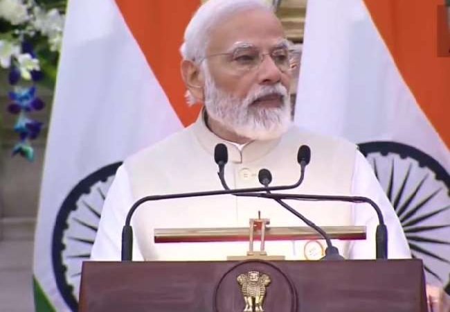 भारत-ब्रिटेन के बीच हुए कई अहम समझौते, पीएम मोदी बोले- यूक्रेन में युद्धविराम के लिए बातचीत पर दिया जोर