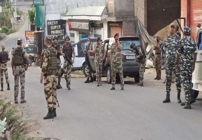 जम्मू के सुंजवां में सुरक्षाबलों में आतंकियों के बीच मुठभेड़ जारी, जैश-ए-मोहम्मद के दो आतंकी ढेर, एक जवान बलिदान-पांच घायल