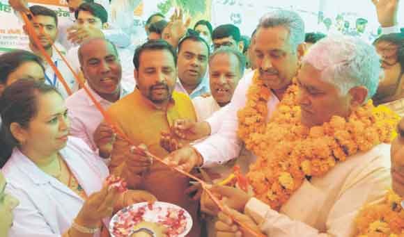 प्रदेश सरकार की जनकल्याणकारी योजनाओं का शत-प्रतिशत लाभ उठाएं नागरिक: जसवंत