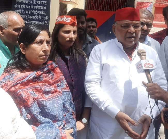 Azam Khan : शिवपाल के बाद सीतापुर जेल में आजम खां से मिले सपा विधायक रविदास, बोले- जेल में ना हो जाए हत्या