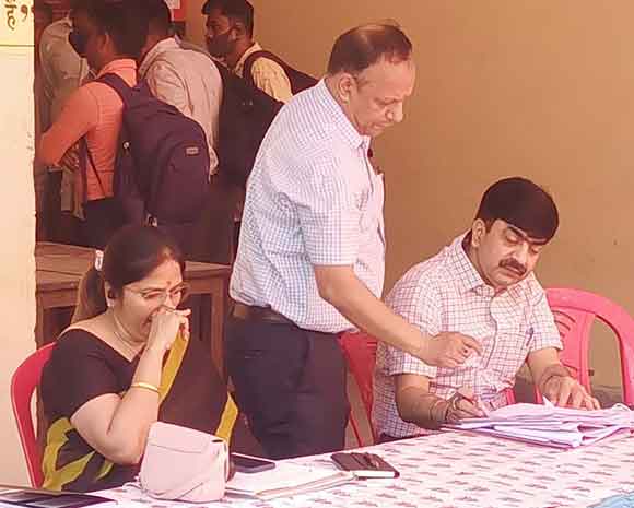 विधान परिषद चुनाव में आज मतदाता करेंगे अपने मताधिकार