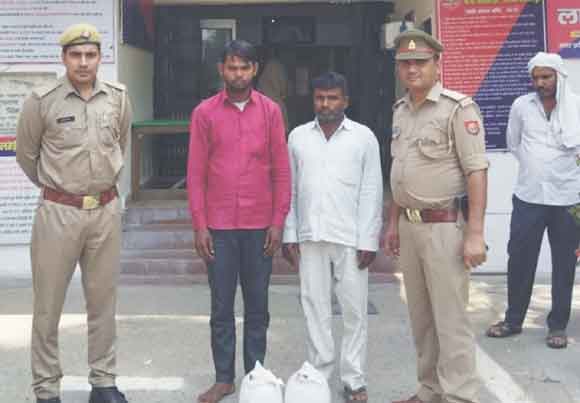 पुलिस के हत्थे चढ़े दो शराब तस्कर
