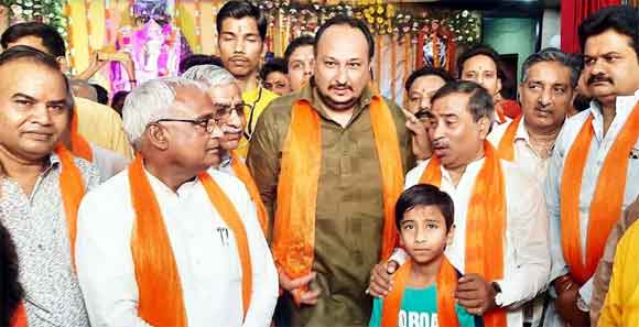 भगवान बाला जी जन्मोत्सव पर नगर में निकाली गई बाला जी की विशाल शोभायात्रा