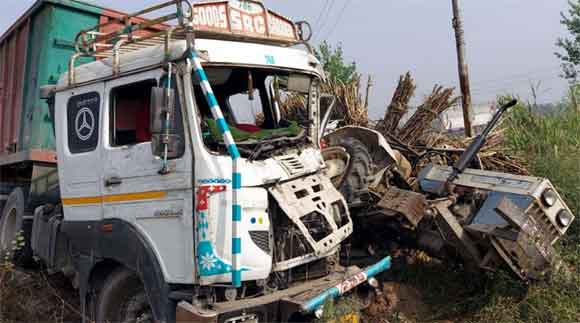 सडक हादसे में ट्रेक्टर चालक की मौके पर दर्दनाक मौत