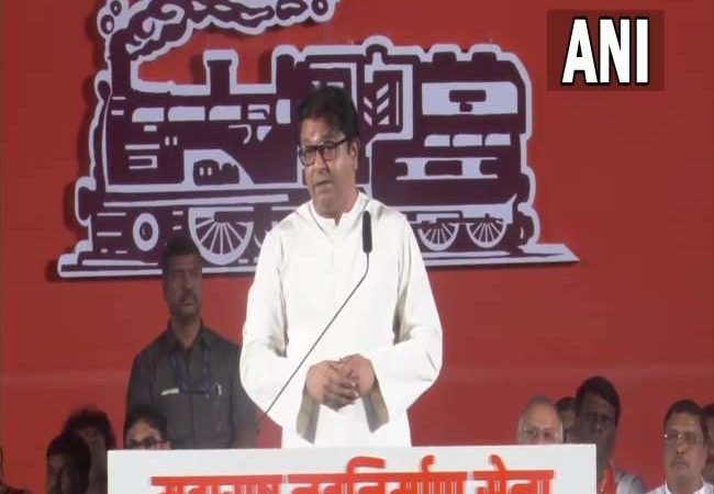 राज ठाकरे बोले, चार मई से मस्जिदों पर लाउडस्पीकर बजे तो दो दोगुनी आवाज में होगी हनुमान चालीसा