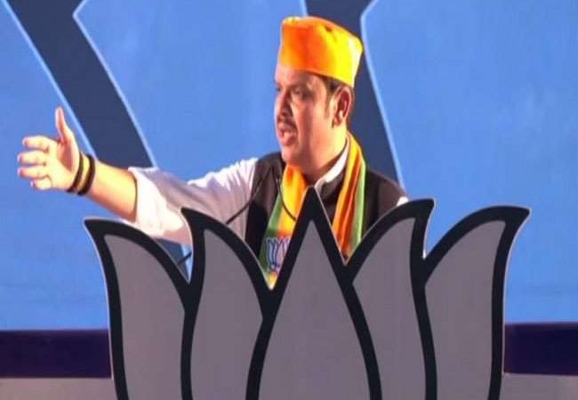 14 मई के बाद महाराष्‍ट्र के सीएम को एक्‍सपोज करेंगे देवेंद्र फडणवीस- कहा- बार मालिकों और बिल्‍डरों के लिए काम करती है सरकार