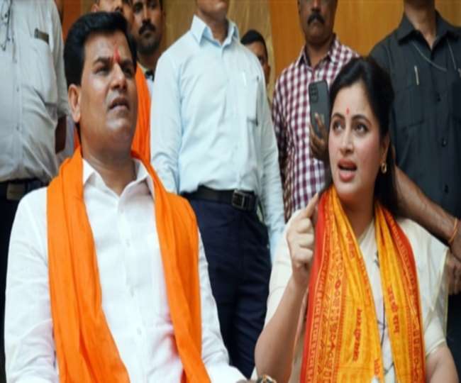 राणा दंपती के खिलाफ मुंबई कोर्ट ने जारी किया नोटिस, जानें-क्या है मामला