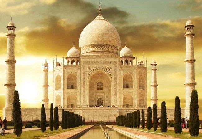 इतिहासकार भी चाहते हैं ताजमहल के बंद कमरों की जांच, कहा-बाहर आना चाह‍िए सच