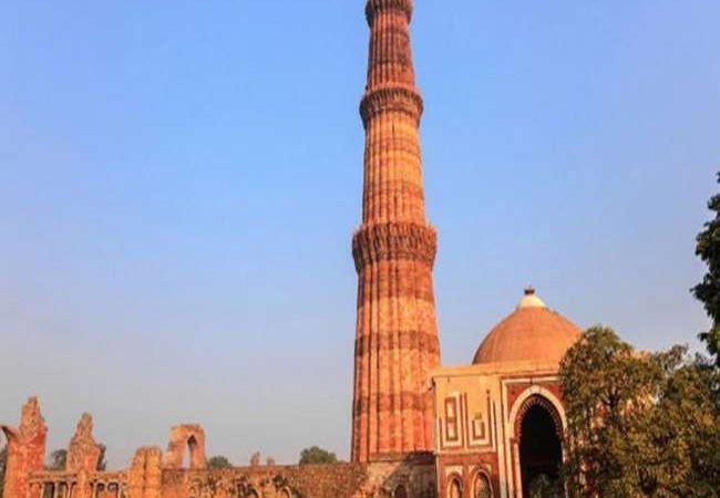 हिन्दू संगठनों का ऐलान, आज कुतुबमीनार परिसर में पढ़ेंगे हनुमान चालीसा; कहा- पूजा भी करने दो