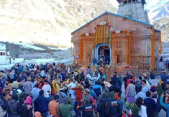 Chardham Yatra 2022: बिना रजिस्ट्रेशन नहीं जा सकेंगे श्रद्धालु, मुनि की रेती-देवप्रयाग में चेकिंग