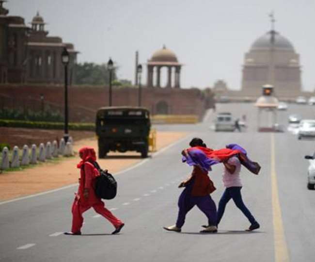 गुजरात में 46 डिग्री सेल्सियस पहुंचा पारा, दिल्ली सहित इन राज्यों में आज से हीट वेव की चेतावनी