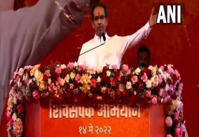 उद्धव ठाकरे बोले-हमारा हिंदुत्व गदाधारी है, भाजपा पर साधा निशाना