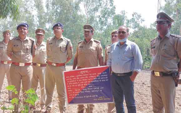 पुलिस व राजस्व विभाग ने कुर्क की खनन माफिया हाजी इकबाल की करोड़ों की सम्पत्ति