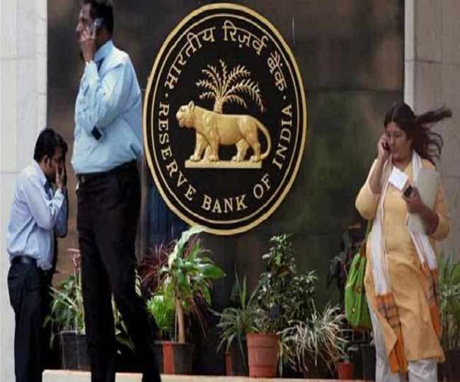 Inflation बढ़ने में Russia-Ukraine युद्ध की बड़ी भूमिका, अगस्‍त तक दरों में 0.75% तक की बढ़ोतरी कर सकता है RBI: एसबीआई रिपोर्ट