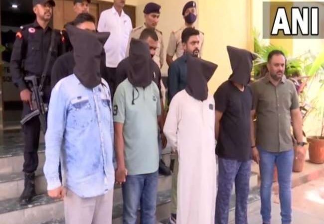 1993 Mumbai Bomb Blast Case: गुजरात ATS की बड़ी कामयाबी, 1993 मुंबई सीरियल ब्‍लास्‍ट के चार फरार आतंकी दबोचे गए