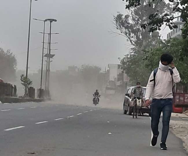 Weather Update: दक्षिण-पश्चिम मानसून की दस्तक, पहाड़ों पर बारिश, मैदानी इलाकों में पारा गिरा; जानें- आपके राज्य में कैसा रहेगा मौसम