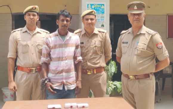 पुलिस के हत्थे चढ़ा तस्कर, स्मैक बरमाद