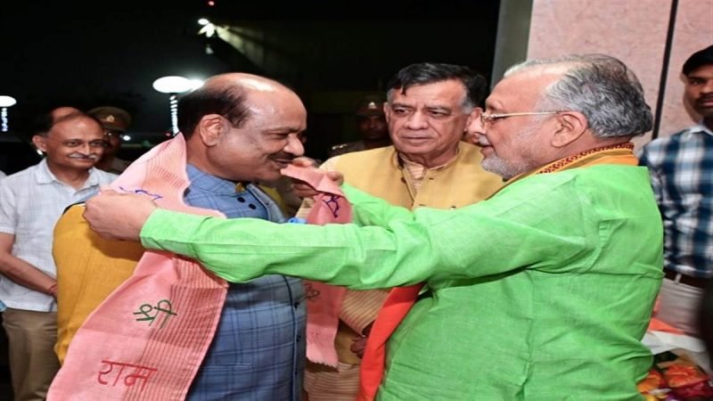 E-Vidhan In UP: लोकसभा अध्यक्ष ओम बिरला ने विधानभवन में क‍िया ई-विधान प्रणाली का उद्घाटन, बोले- विधानमंडल का मूल काम कानून बनाना