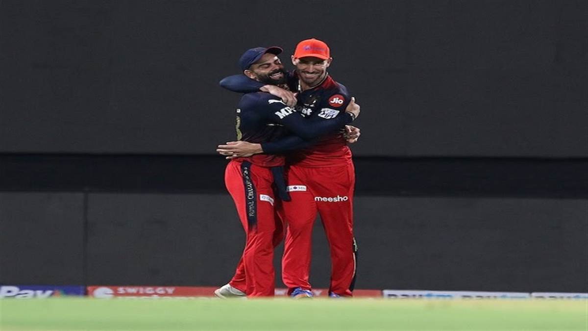 IPL Playoffs 2022: प्लेआफ में पहुंचने वाली चारो टीमों के नाम तय, आखिर में बैंगलोर ने मारी बाजी