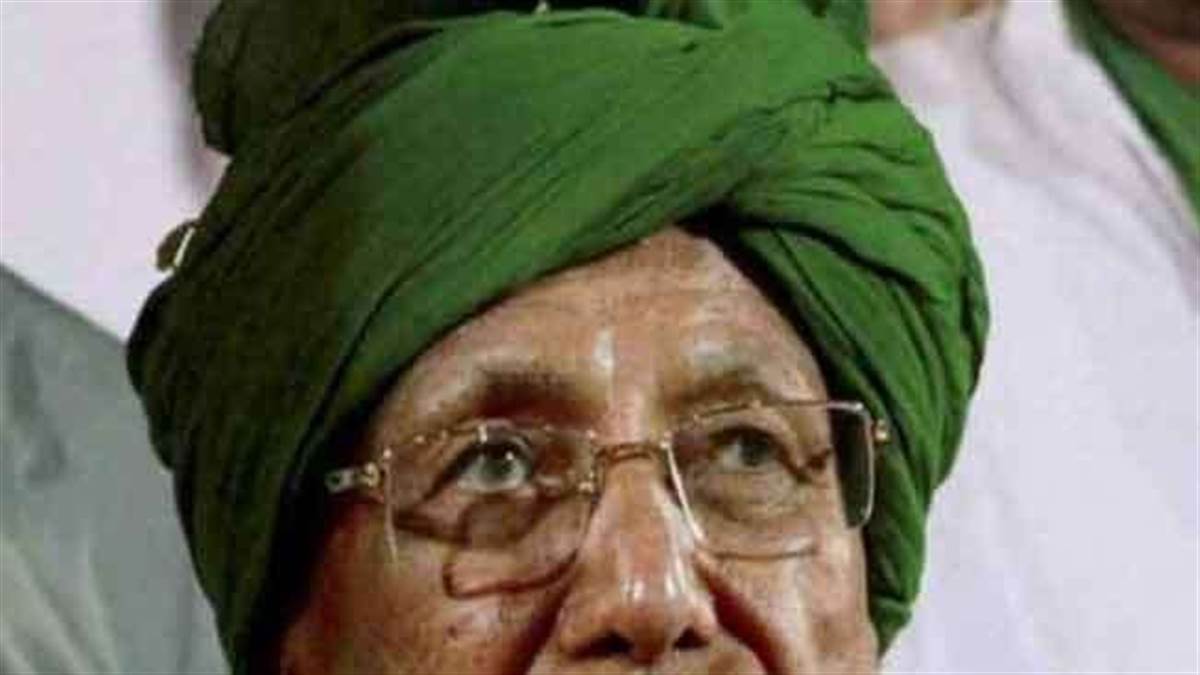 ओमप्रकाश चौटाला के वकील ने कहा- 90% दिव्यांग दोषी को मिले राहत, सीबीआइ ने कहा- राहत का आधार सही नहीं
