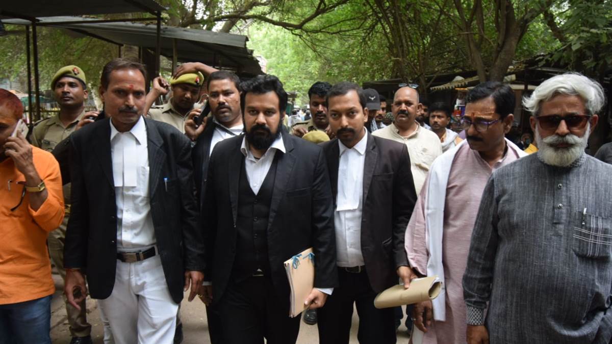 Gyanvapi Masjid Case : ज्ञानवापी मस्जिद मामला सुनवाई योग्य है या नहीं? अब 30 मई को होगी सुनवाई