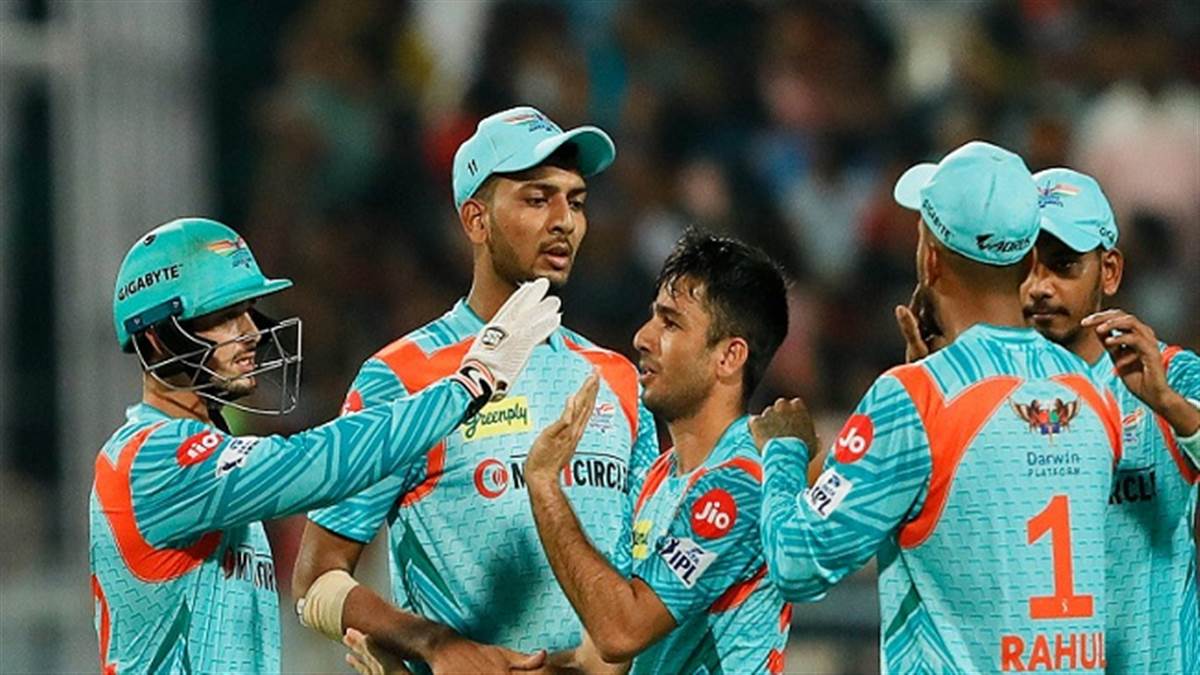 IPL 2022: एलिमिनेटर में हारकर बाहर हुई लखनऊ, आरसीबी ने 14 रन से हराया