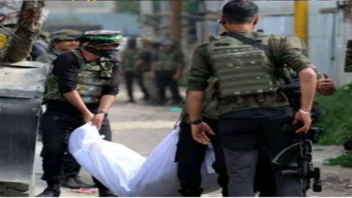 Kashmir : टीवी कलाकार अमरीन भट के हत्यारों समेत कश्मीर में 10 घंटों के भीतर LeT के 4 आतंकी ढेर, तीन दिन में 10 आतंकी मारे