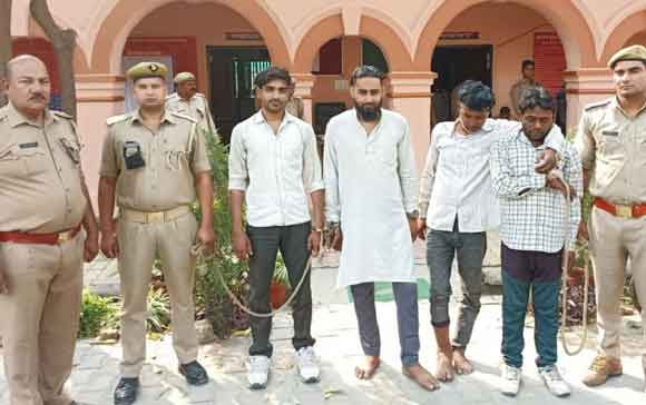 700 ग्राम नाजायज चरस सहित चार नशा तस्कर गिरफ्तार
