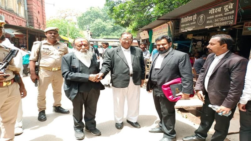 जिला जज और फास्‍ट ट्रैक कोर्ट में ज्ञानवापी मामले की सुनवाई जारी, अदालत में सुरक्षा कड़ी