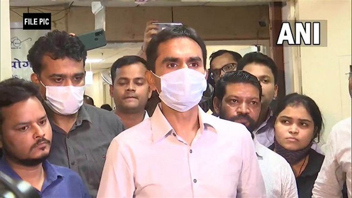 आर्यन खान ड्रग्स केस की जांच से जुड़े पूर्व एनसीबी अधिकारी समीर वानखेड़े का चेन्नई तबादला