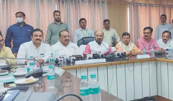 समयबद्ध तरीके से कराया जाएगा विकास कार्यों को पूरा: उपाध्याय